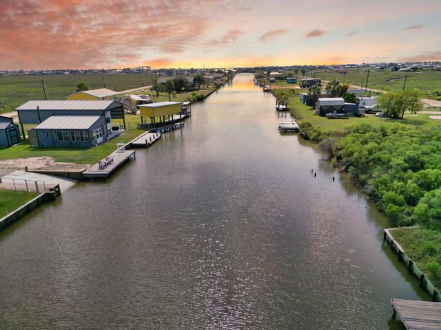 1838 Hall Avenue, Sargent, TX 77414