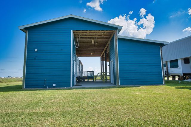 1838 Hall Avenue, Sargent, TX 77414