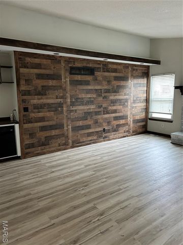 4155 Attleboro Court, St Charles, MO 63304