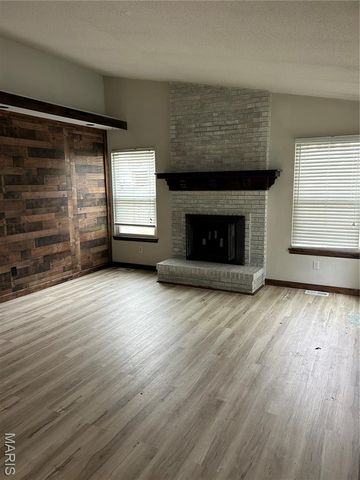 4155 Attleboro Court, St Charles, MO 63304