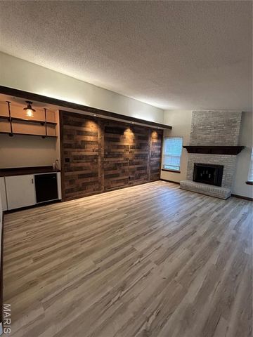 4155 Attleboro Court, St Charles, MO 63304