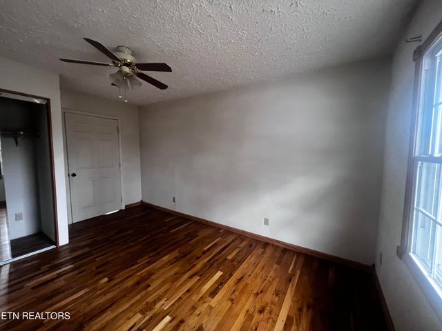 555 Oakley Allons Rd, Allons, TN 38541