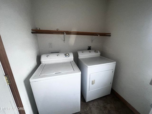 555 Oakley Allons Rd, Allons, TN 38541