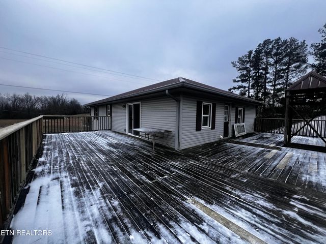 555 Oakley Allons Rd, Allons, TN 38541