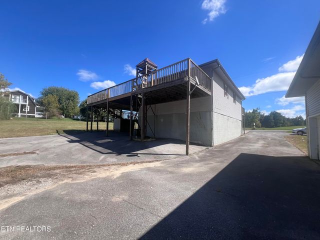 555 Oakley Allons Rd, Allons, TN 38541