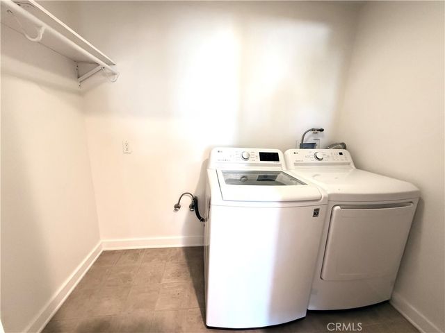 12908 Bloomfield 103, Studio City, CA 91604