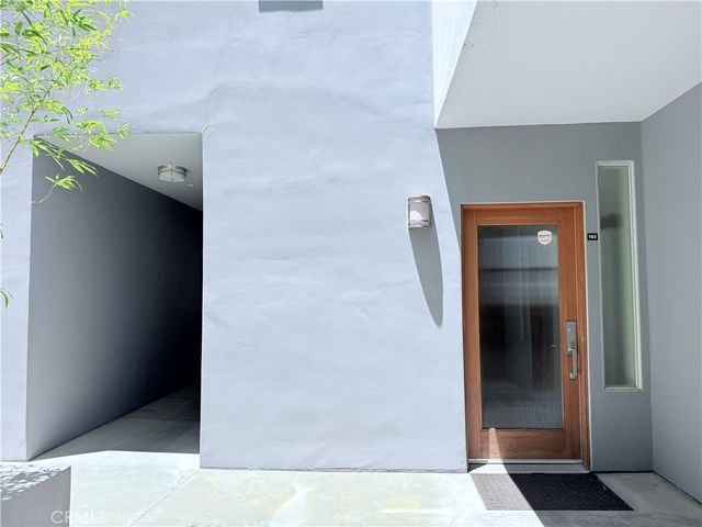 12908 Bloomfield 103, Studio City, CA 91604
