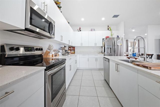 29172 SW 168th Ct, Homestead, FL 33030