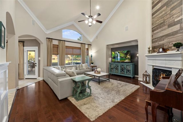 18707 S Colony Shore Drive, Cypress, TX 77433