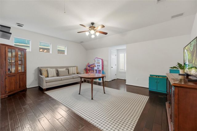 18707 S Colony Shore Drive, Cypress, TX 77433