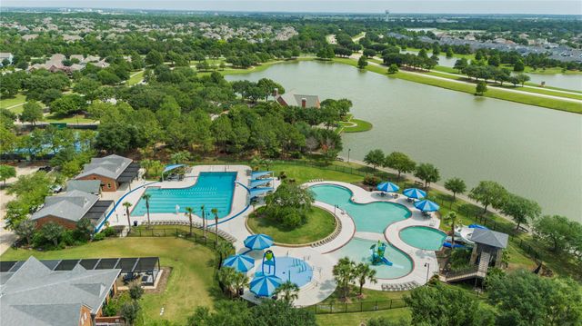 18707 S Colony Shore Drive, Cypress, TX 77433