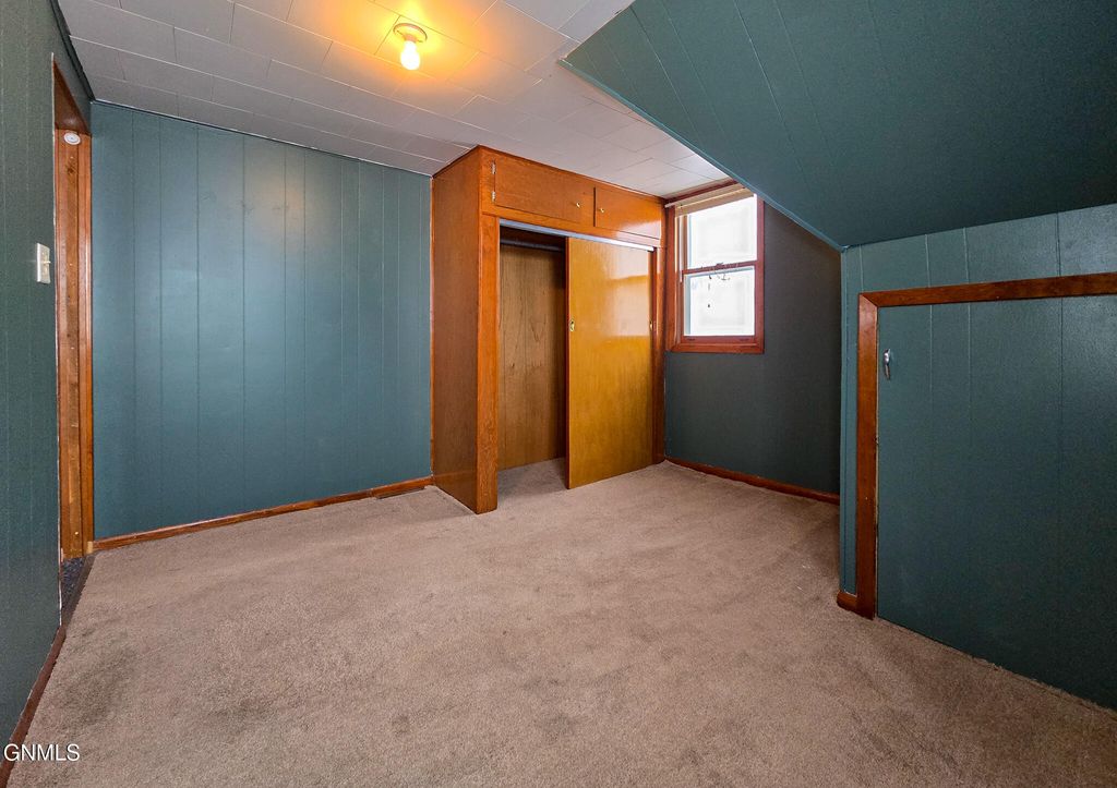 507 2nd Avenue NE, Kenmare, ND 58746 photo 18