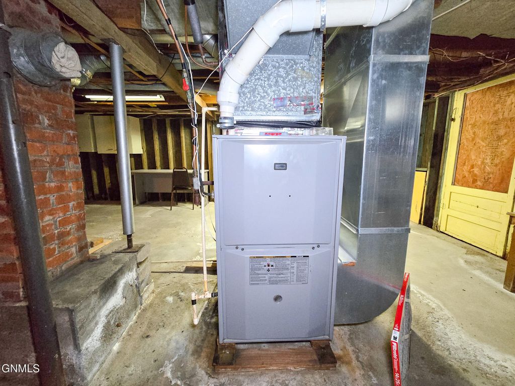 507 2nd Avenue NE, Kenmare, ND 58746 photo 20