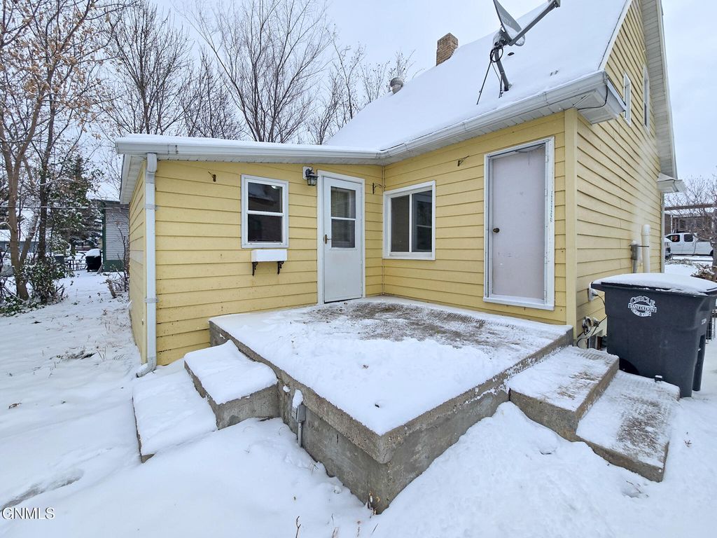 507 2nd Avenue NE, Kenmare, ND 58746 photo 23