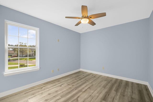 W143N9776 Ridgewood LANE, Germantown, WI 53022