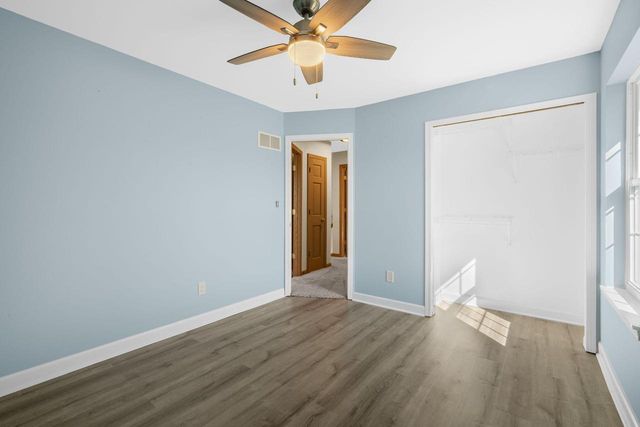 W143N9776 Ridgewood LANE, Germantown, WI 53022