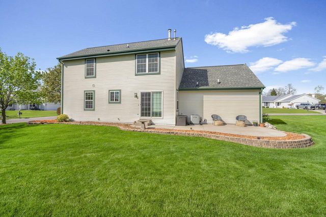 W143N9776 Ridgewood LANE, Germantown, WI 53022