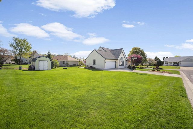 W143N9776 Ridgewood LANE, Germantown, WI 53022
