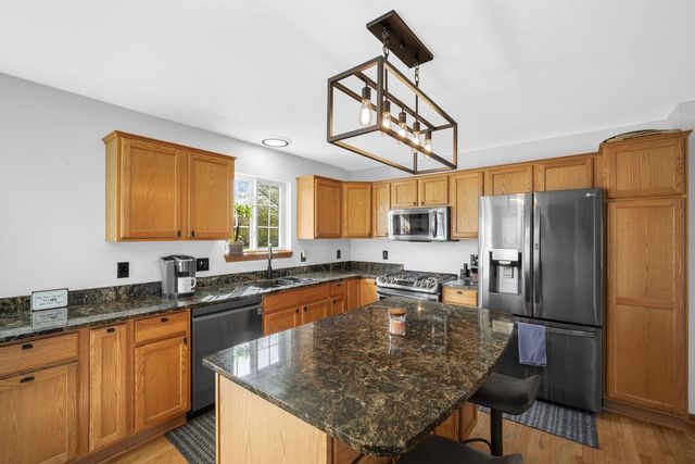 W143N9776 Ridgewood LANE, Germantown, WI 53022