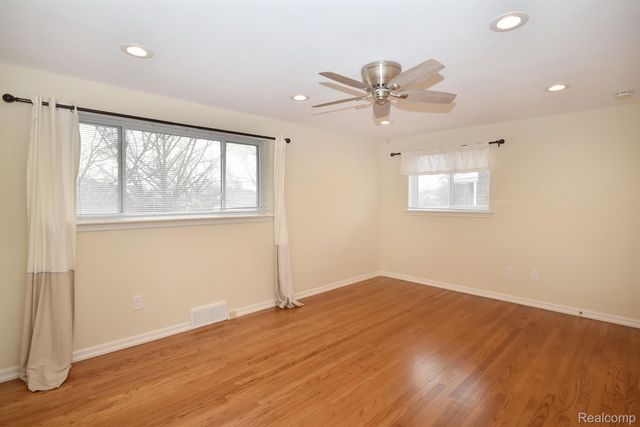1707 Haynes Street, Birmingham, MI 48009
