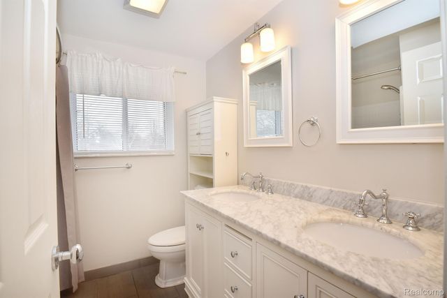 1707 Haynes Street, Birmingham, MI 48009