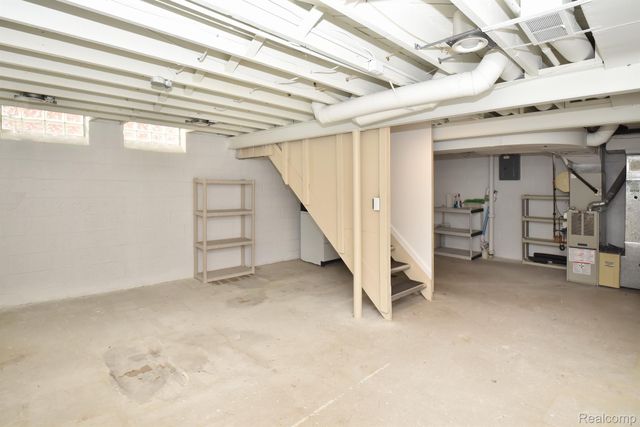 1707 Haynes Street, Birmingham, MI 48009