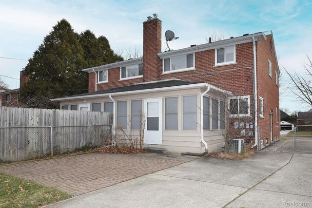 1707 Haynes Street, Birmingham, MI 48009