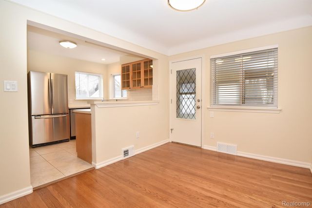 1707 Haynes Street, Birmingham, MI 48009