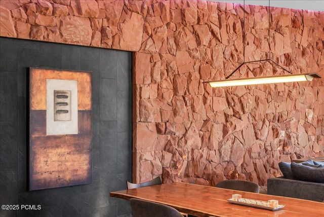 705 N Sanctuary Place, Ivins, UT 84738