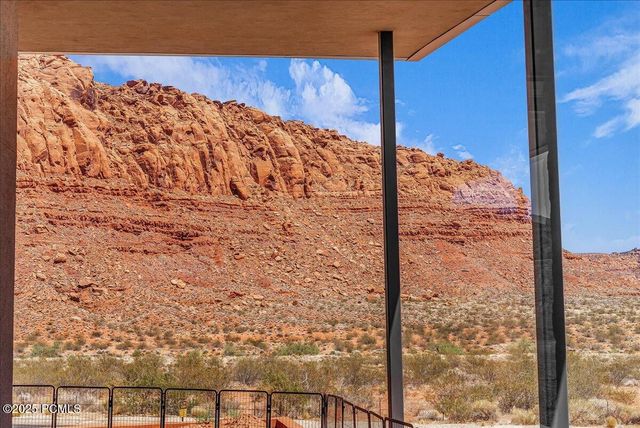 705 N Sanctuary Place, Ivins, UT 84738