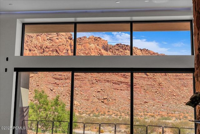 705 N Sanctuary Place, Ivins, UT 84738