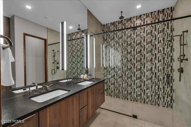 705 N Sanctuary Place, Ivins, UT 84738