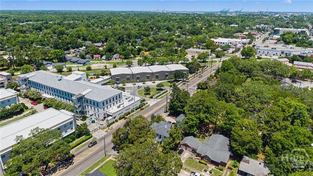 138 W 51st Street, Savannah, GA 31405