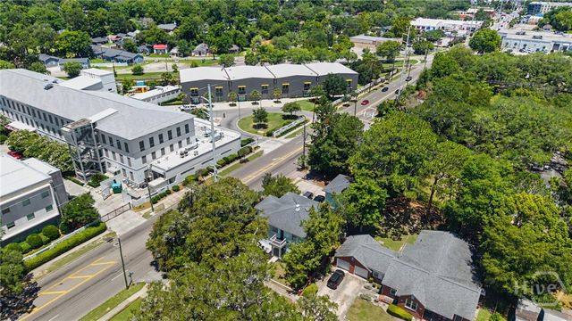 138 W 51st Street, Savannah, GA 31405