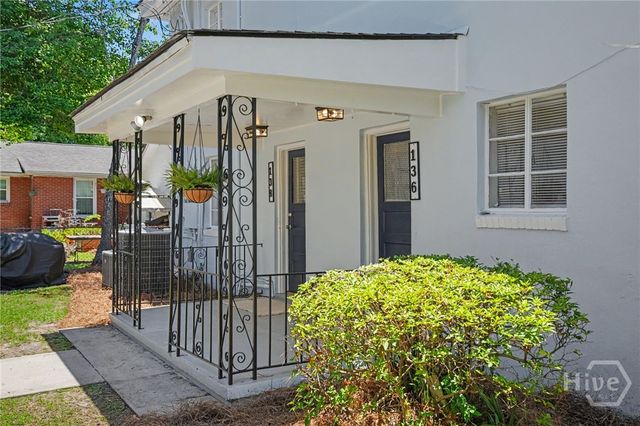 138 W 51st Street, Savannah, GA 31405