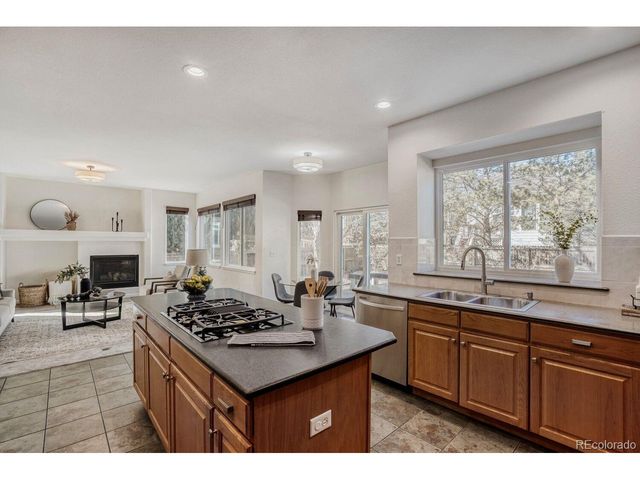 2826 Blue Jay Way, Lafayette, CO 80026