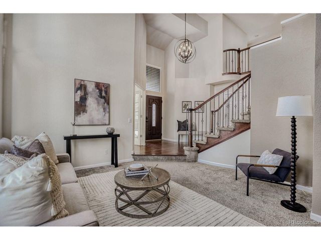 2826 Blue Jay Way, Lafayette, CO 80026