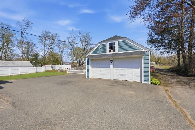 79 Granby Rd, South Hadley, MA 01075