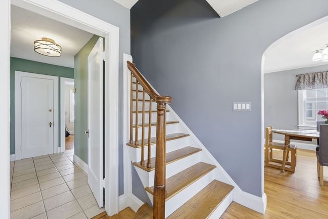 79 Granby Rd, South Hadley, MA 01075