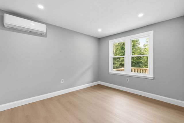 938 Ocean St, Marshfield, MA 02050