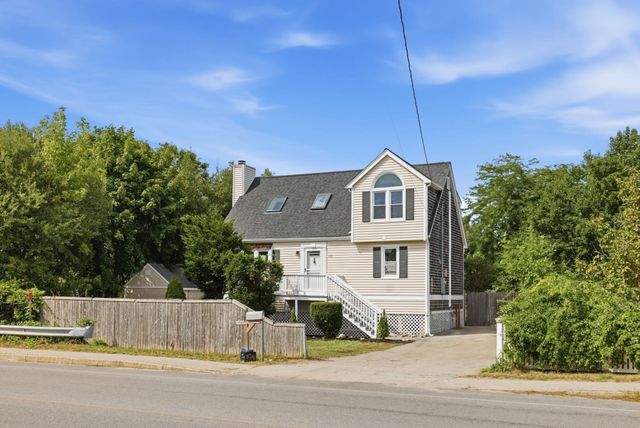 938 Ocean St, Marshfield, MA 02050