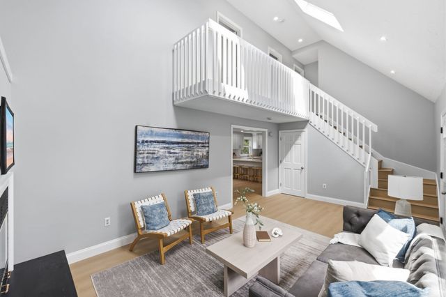 938 Ocean St, Marshfield, MA 02050