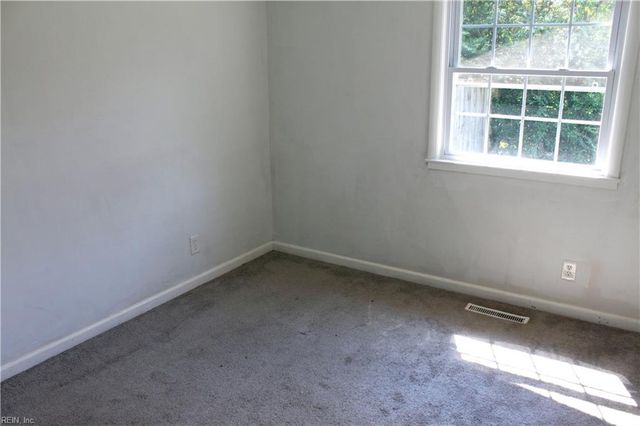 4052 Wyndybrow DR, Portsmouth, VA 23703
