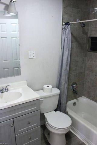 4052 Wyndybrow DR, Portsmouth, VA 23703