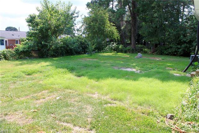 4052 Wyndybrow DR, Portsmouth, VA 23703