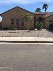 2619 E Hazeltine Way, Chandler, AZ 85249