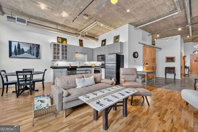 660 Glen Iris Drive NE 207, Atlanta, GA 30308