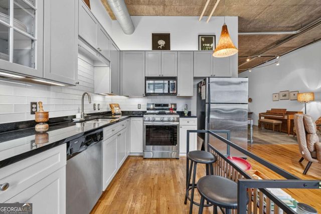 660 Glen Iris Drive NE 207, Atlanta, GA 30308