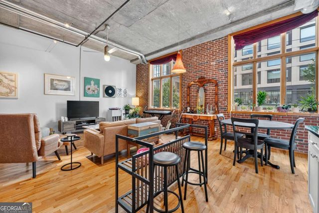 660 Glen Iris Drive NE 207, Atlanta, GA 30308