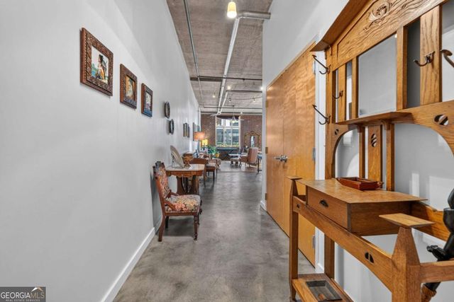 660 Glen Iris Drive NE 207, Atlanta, GA 30308